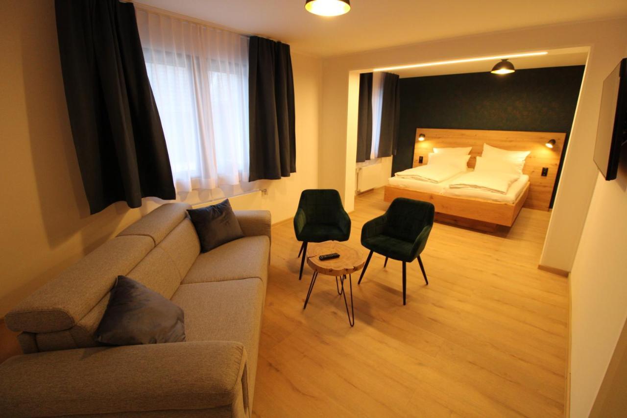 Der Hirsch Hotel Моншау Экстерьер фото