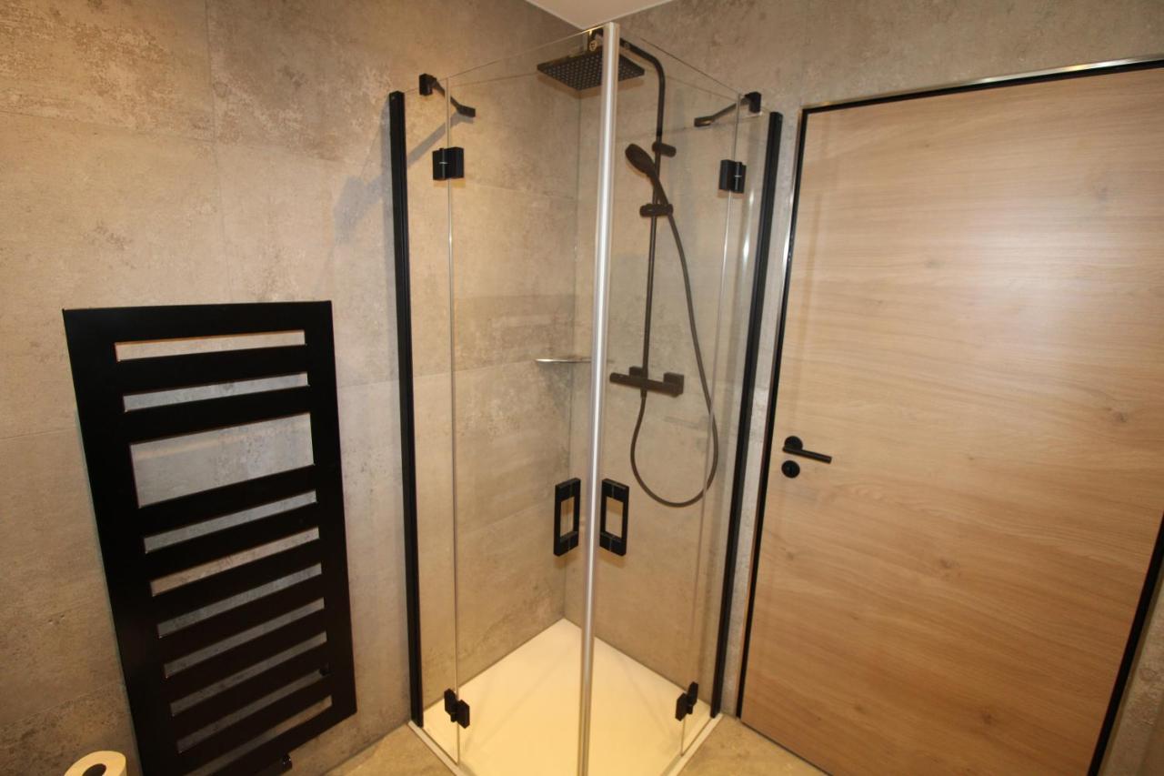 Der Hirsch Hotel Моншау Экстерьер фото