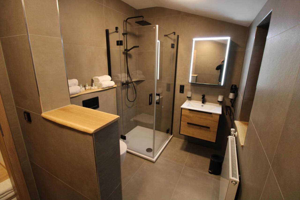 Der Hirsch Hotel Моншау Экстерьер фото
