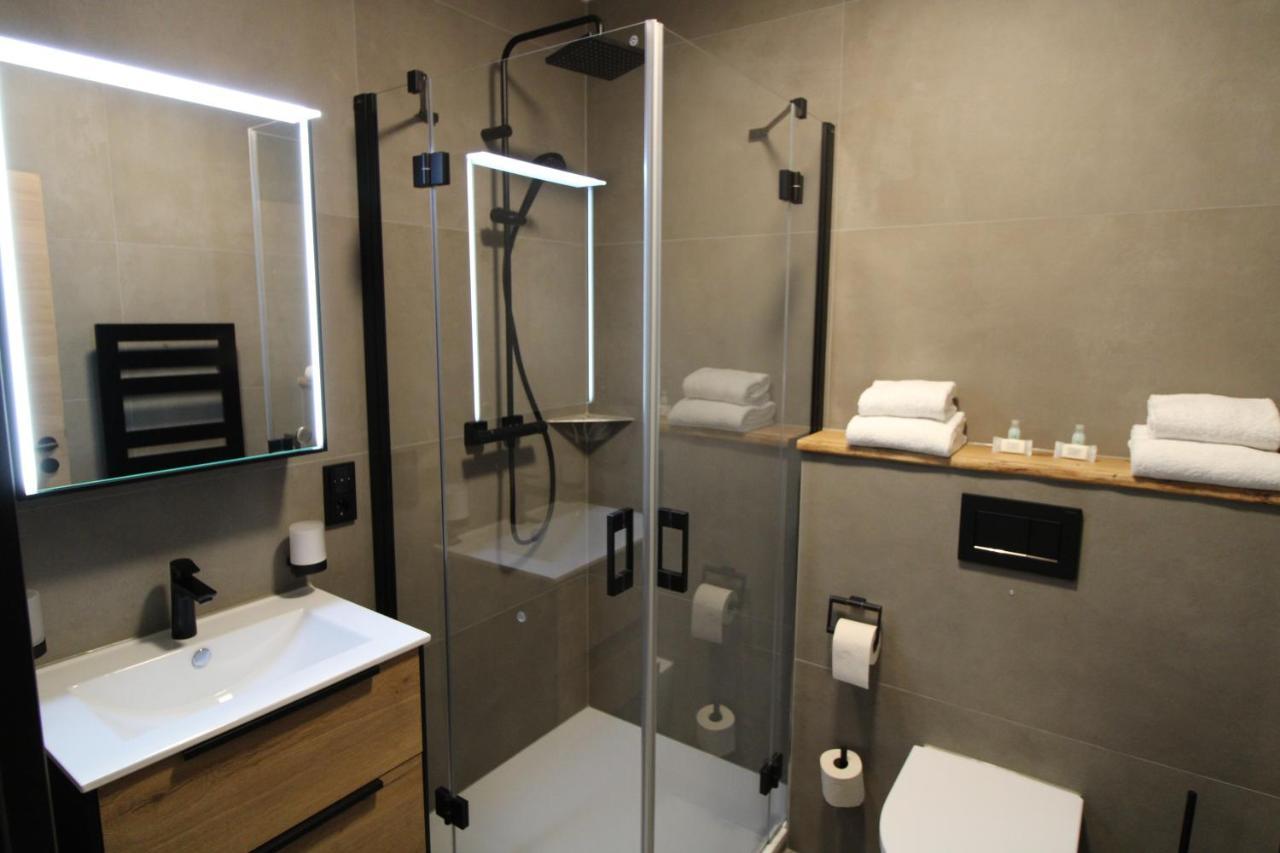 Der Hirsch Hotel Моншау Экстерьер фото