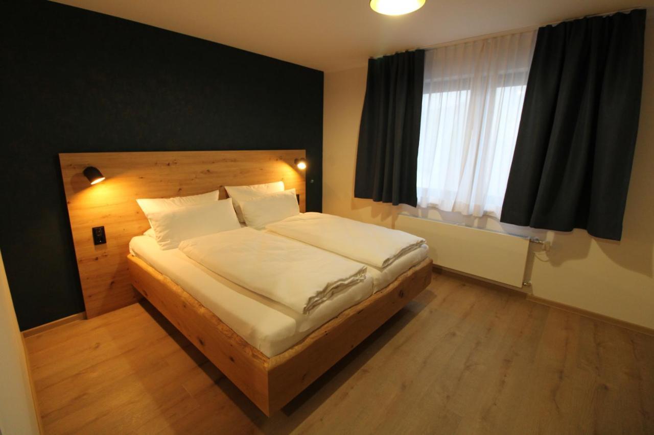 Der Hirsch Hotel Моншау Экстерьер фото