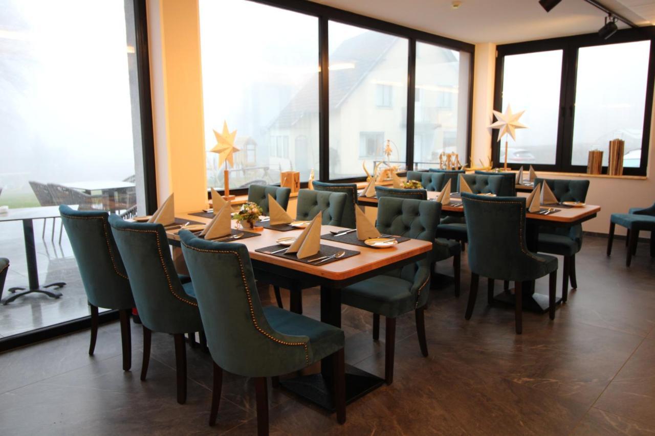 Der Hirsch Hotel Моншау Экстерьер фото